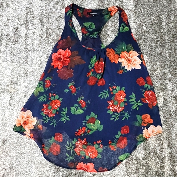 Rose chiffon tank - Picture 1 of 4